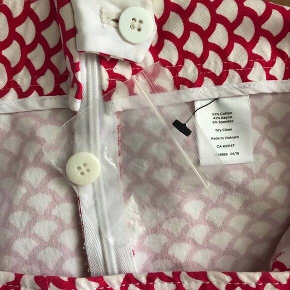 Talbots Red Chatham Ankle Pant Scallop Print NWOT - Picture 6 of 6